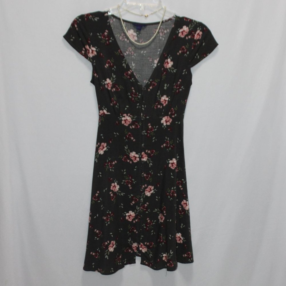 Aeropostale Cap Sleeve Floral Mini Dress